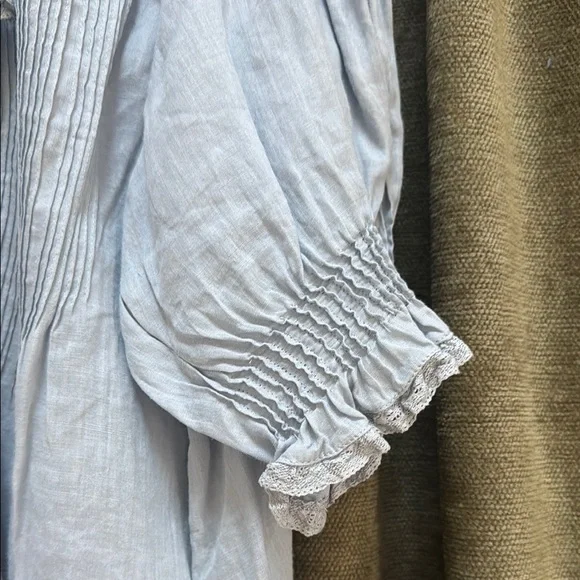 Doen French Blue Henri Ruffled Women's Top. Such a special blouse! Hard to find - Picture 4 of 6